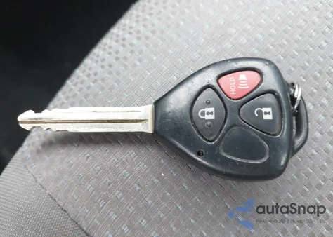 2010 Toyota Matrix из США, поврежденный, VIN 2T1KU4EE7AC352752